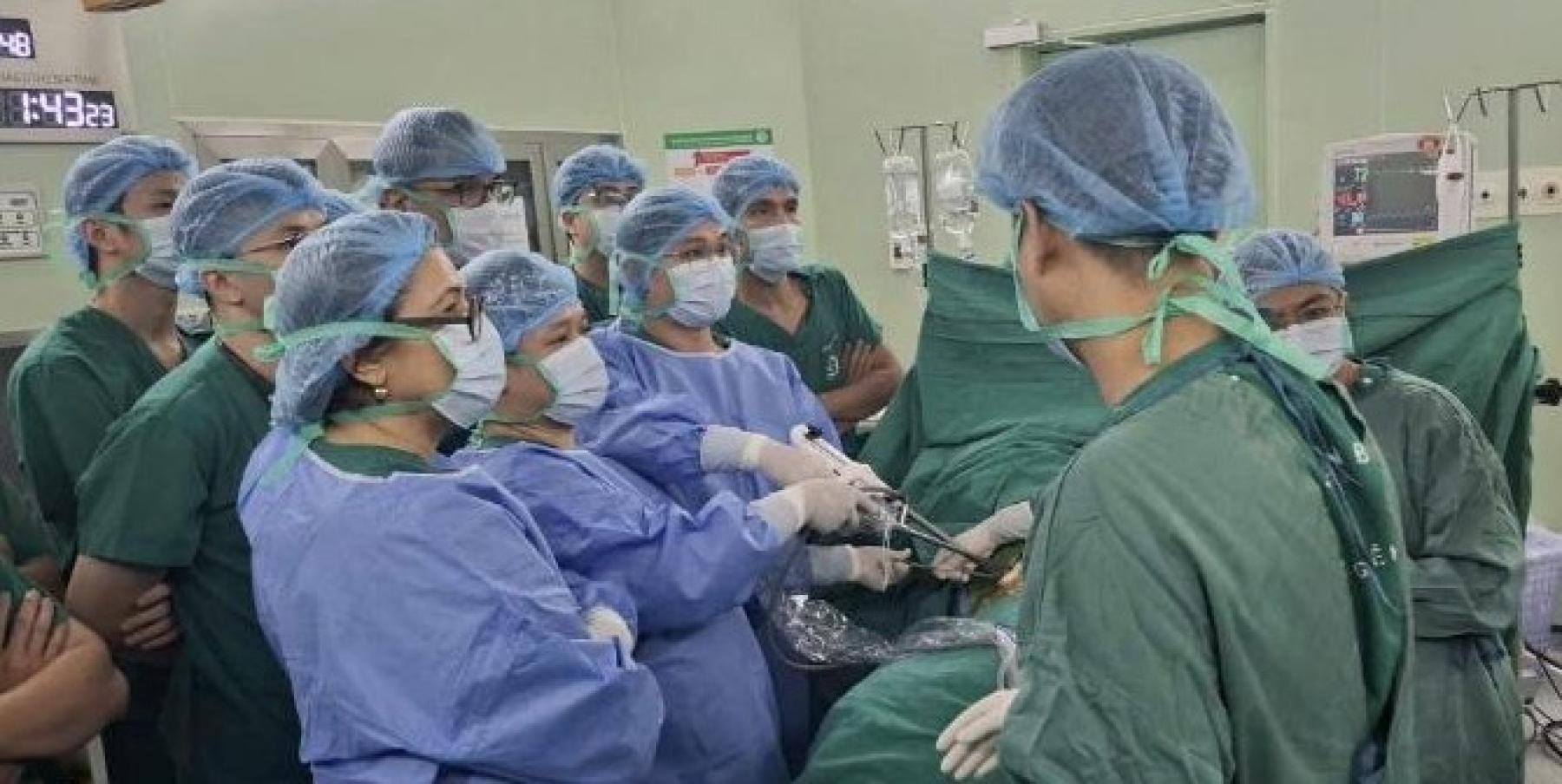 Tháng 11 năm 2025, phẫu thuật lồng ngực đang phát triển mạnh.